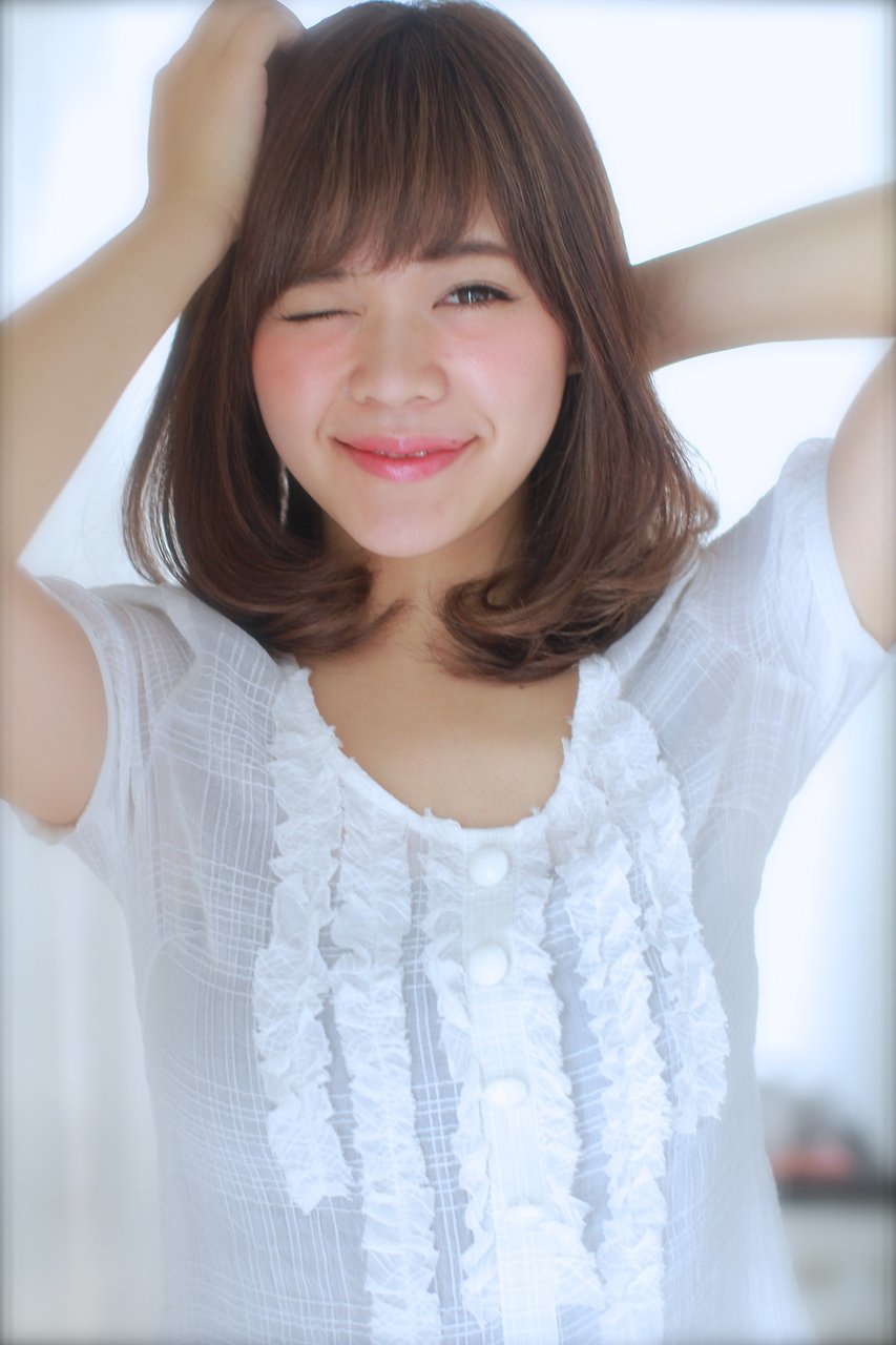 《Secret斉藤》小顔に見えるフリンジバングのふわミディ☆