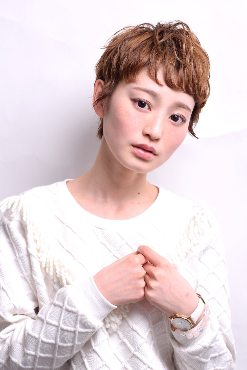 短めから長めまで雰囲気いろいろ 3種類の大人かわいいショートヘアスタイル特集 ホットペッパービューティーマガジン