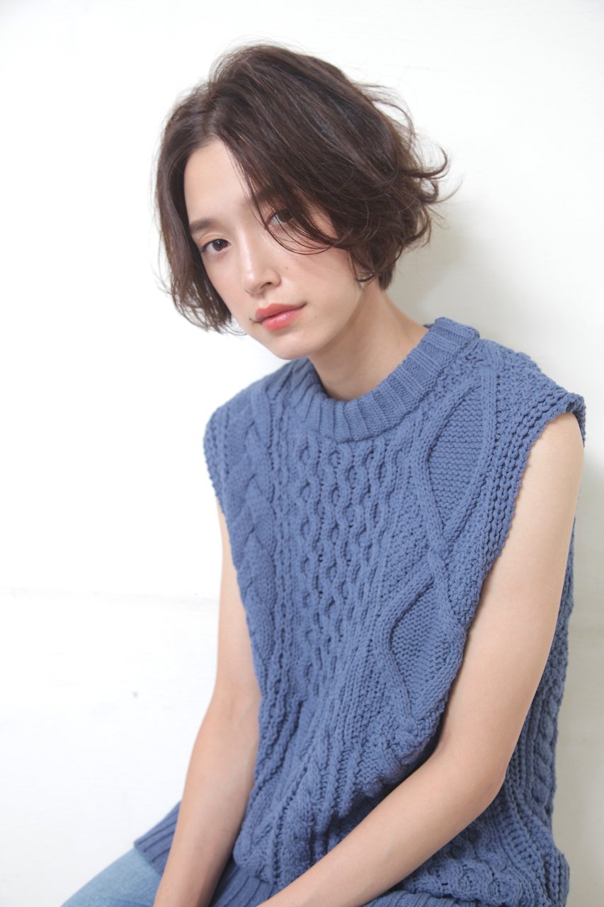 センターパートのショートボブ【Baco.】