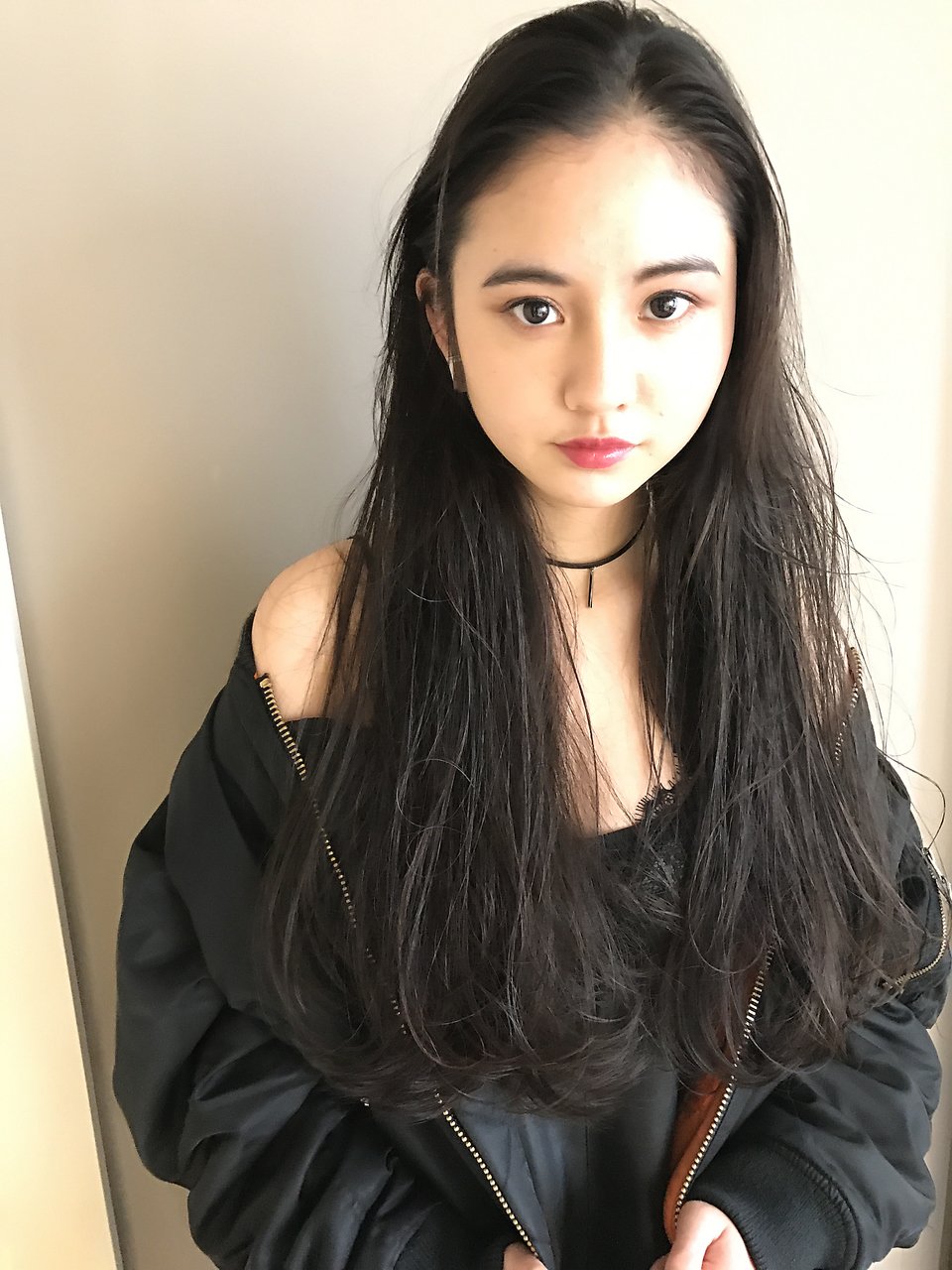 モード系のロングヘアでクール女子を目指してみない ストレートもウェーブも魅惑のヘアスタイル集 ホットペッパービューティーマガジン モード系のロングヘアでクール女子を目指してみない ストレートもウェーブも魅惑のヘアスタイル集 ホットペッパービューティーマガジン