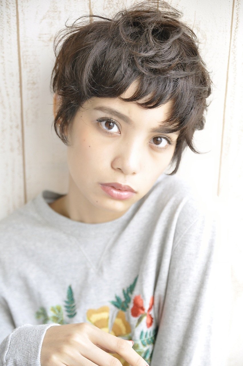 『millci』　くせ毛風　ウルフショート