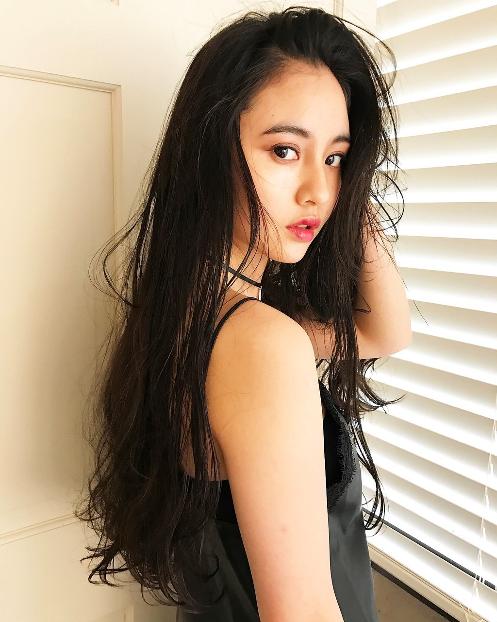 【Beleza】shimoda_st106_外国人風 セクシー グロスブラック