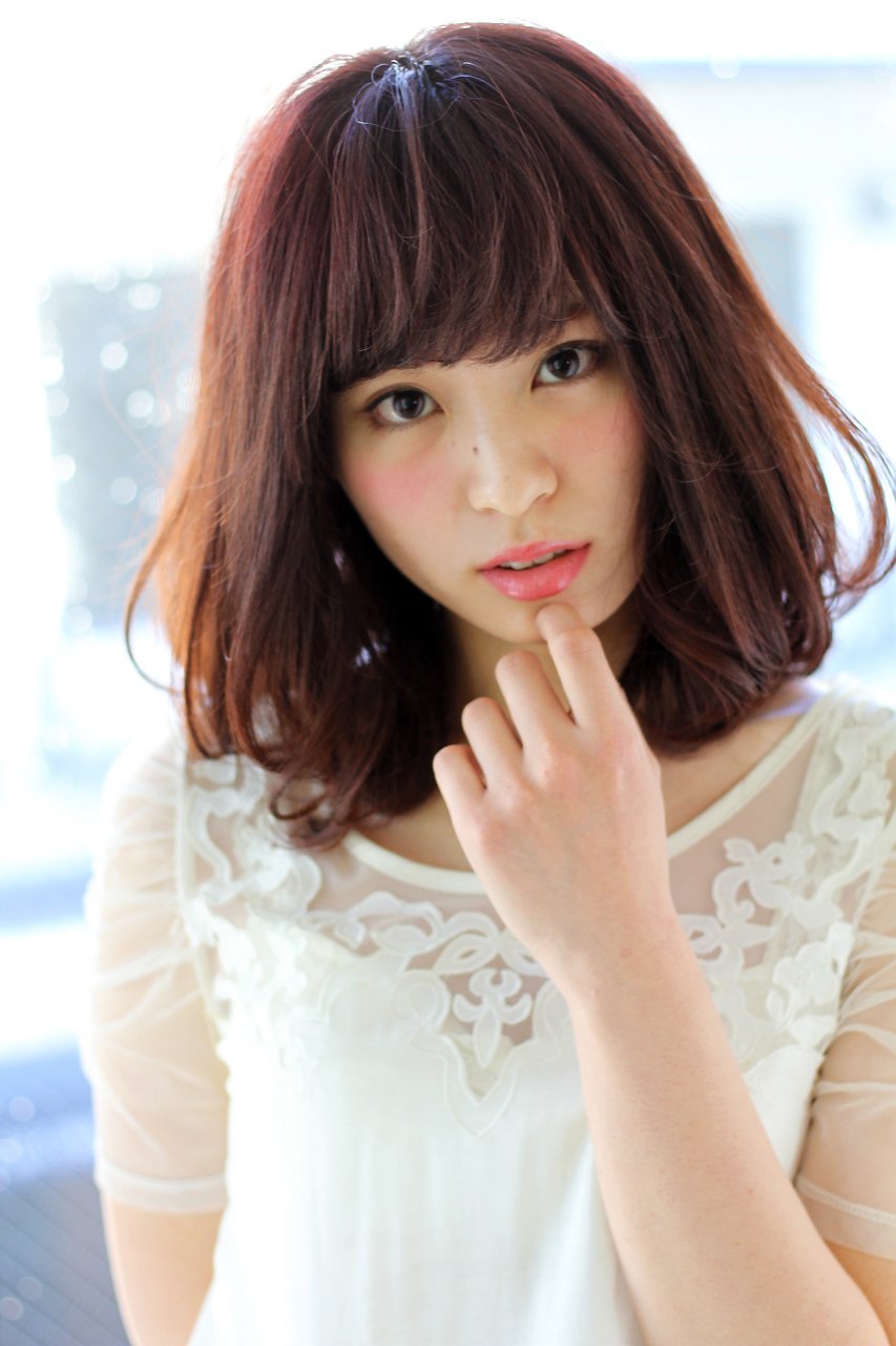大人気ベリーカラーのゆるふわフェミニンモテボブ