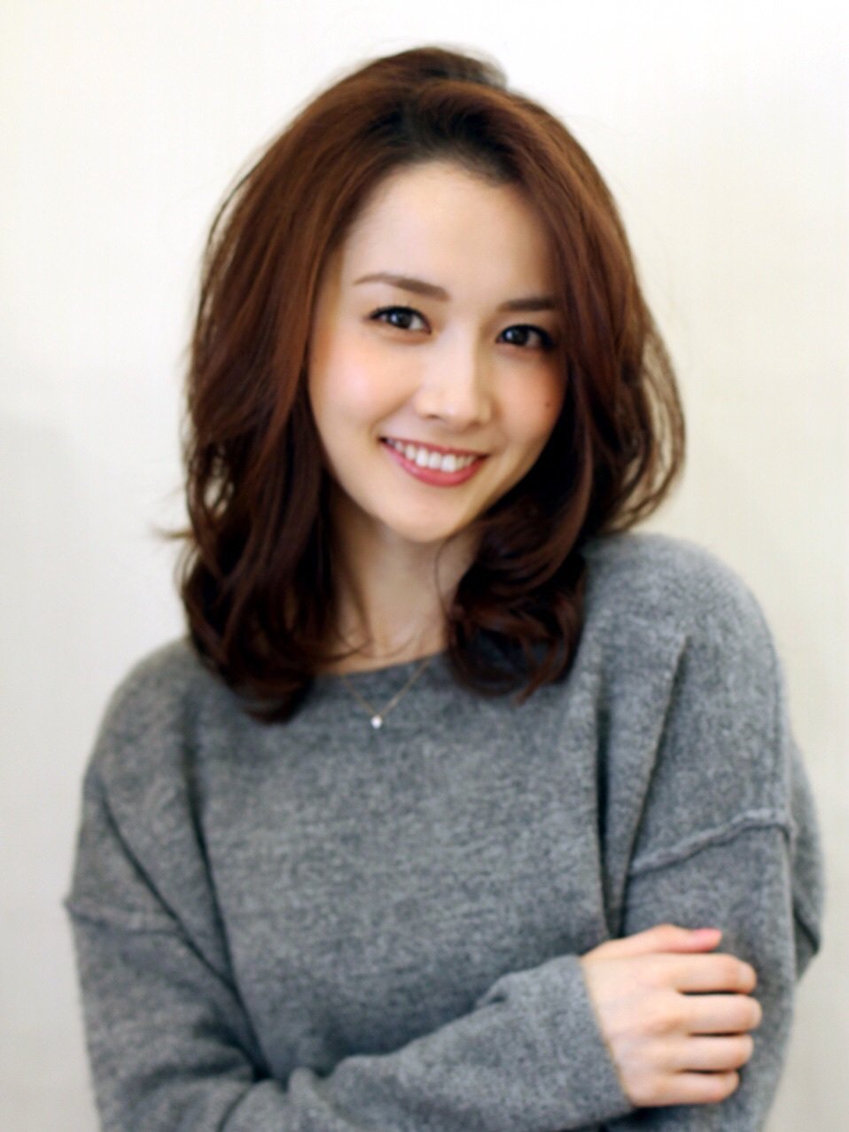 銀座シェルハ　大人かわいい小顔ひし形スポンテニアスウェーブ