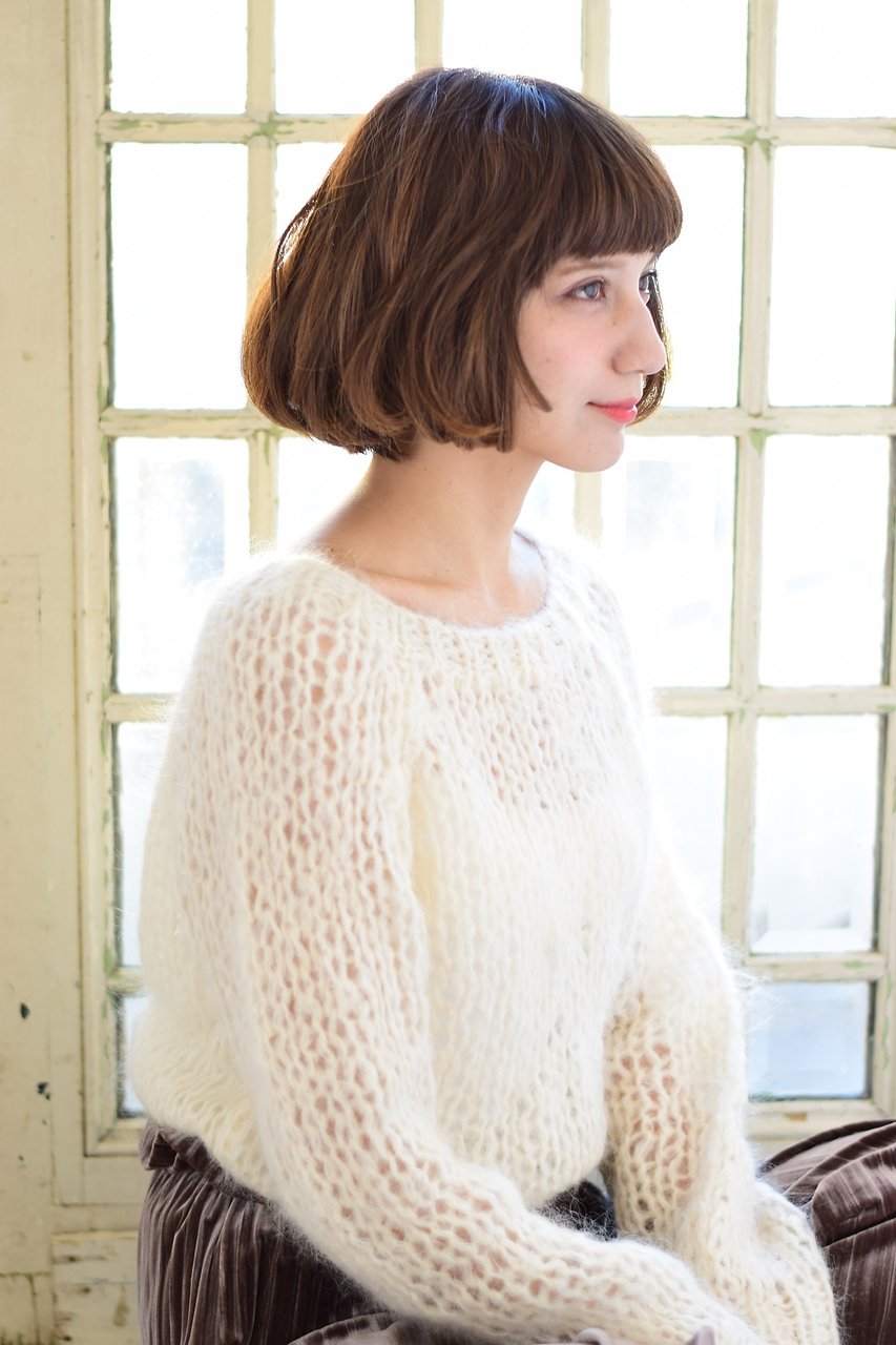 大人可愛い抜け感クラシカルボブ