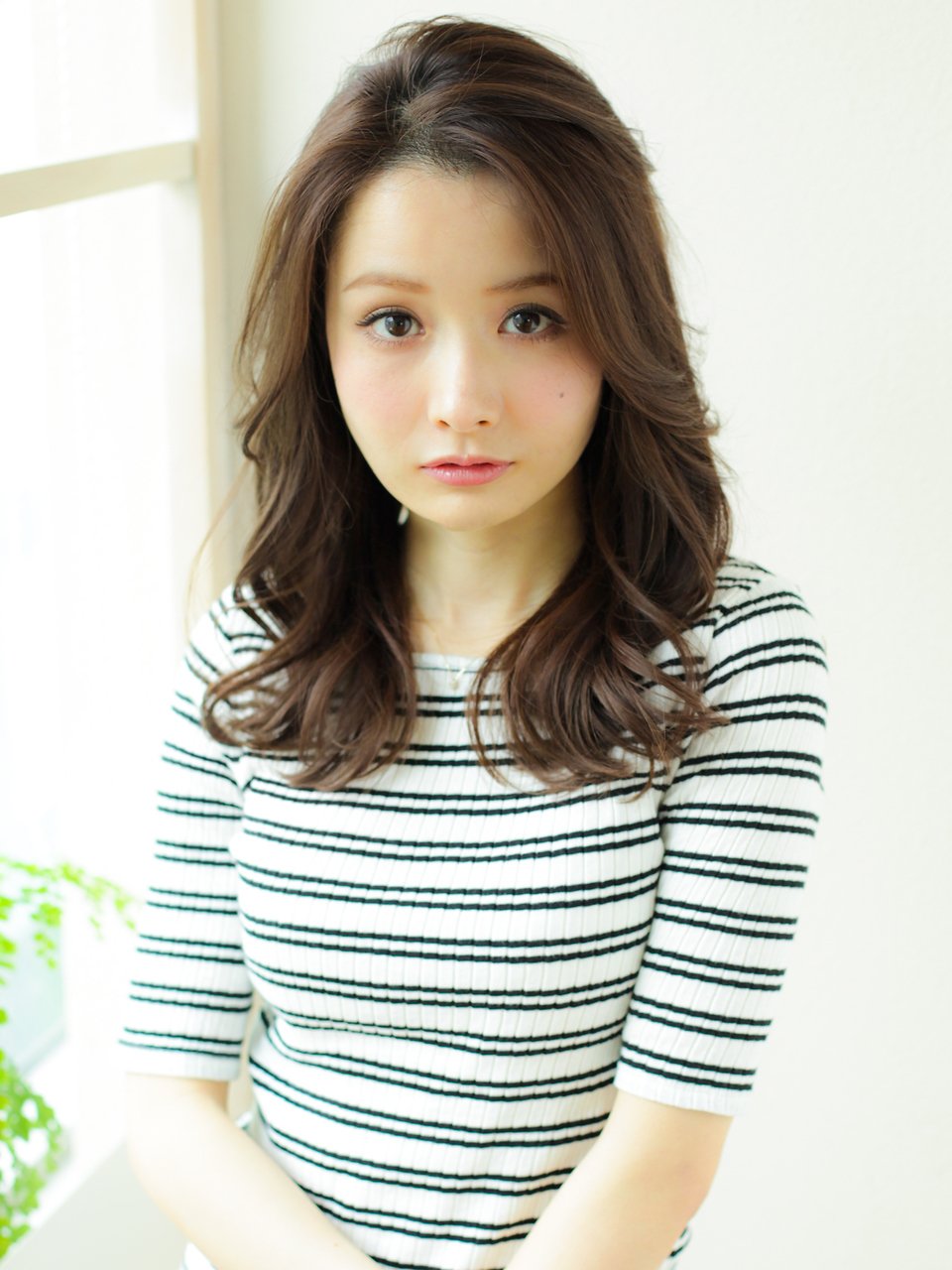 《AFLOATディル裕二朗》前髪長めのセミロングヘアパーマ