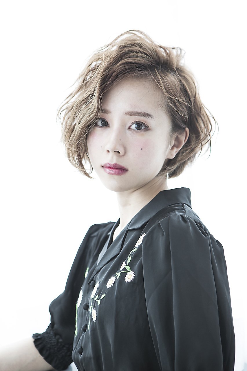 大人かわいい前下がりボブ♪【miel hair blanc】