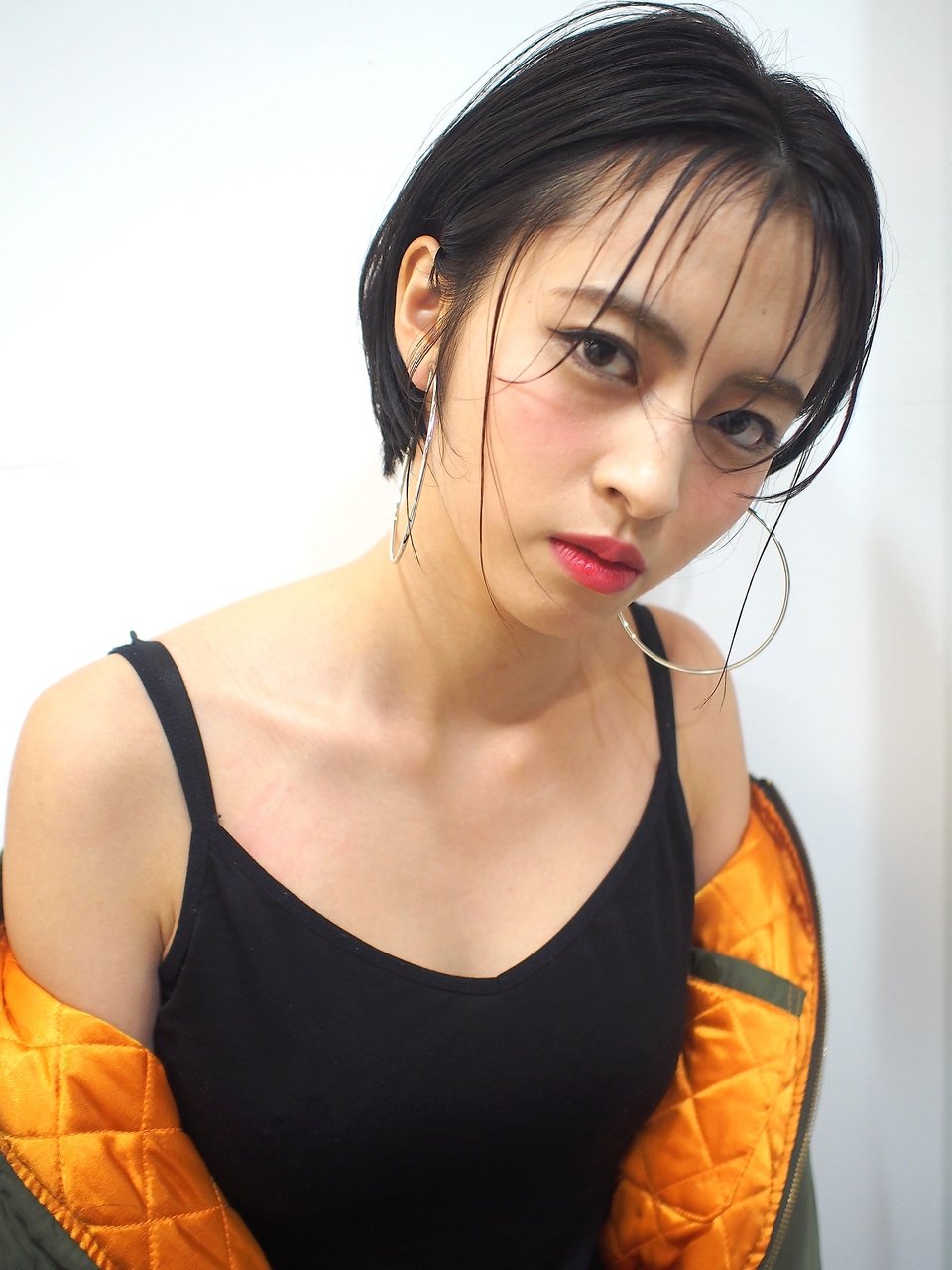 17 黒髪のヘアカタログ決定版 長さ別のおすすめブラックヘアで理想の姿に変身しよう ホットペッパービューティーマガジン