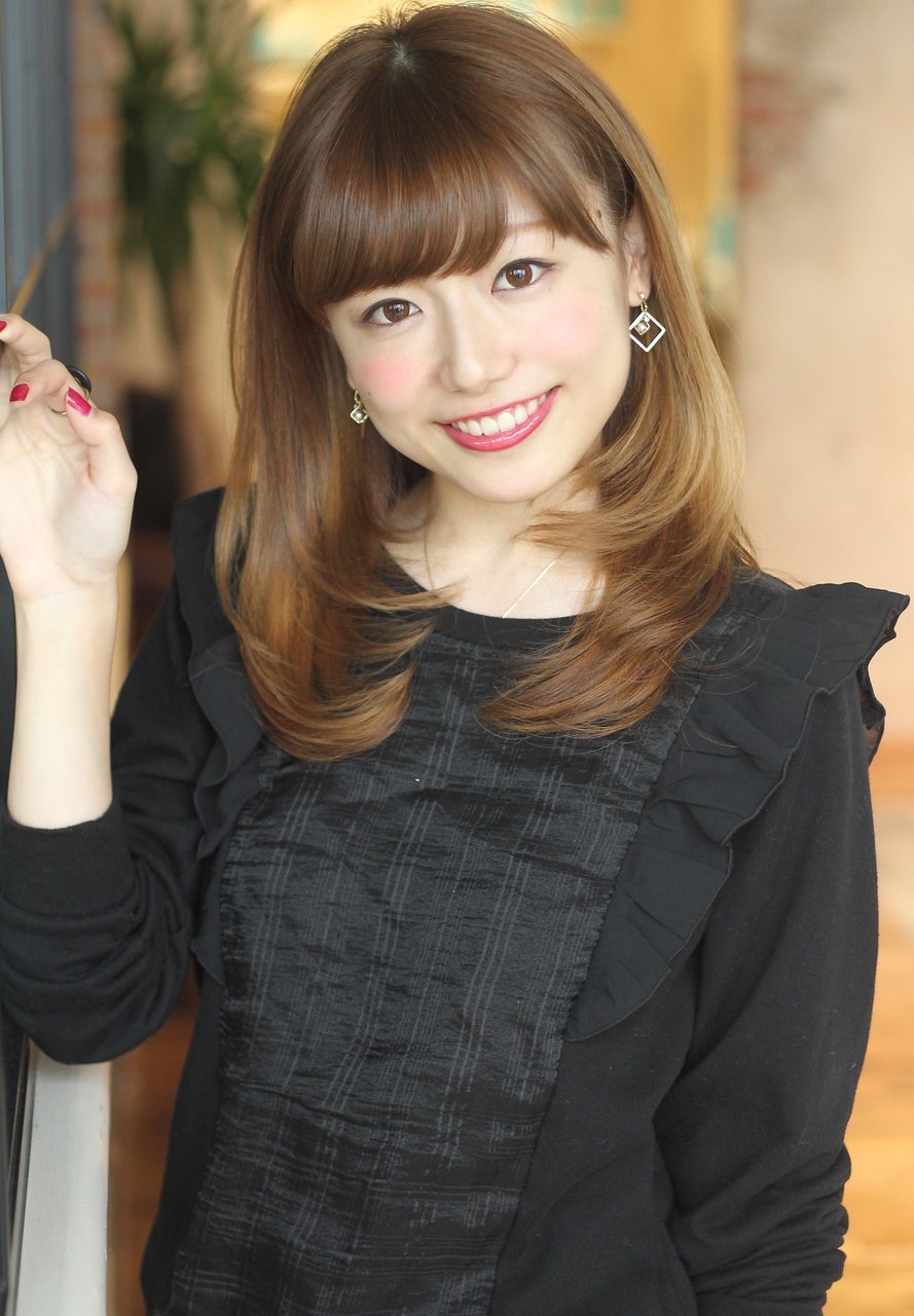 ミセス・大人女子のナチュラル誰でも小顔ヘアになれる！