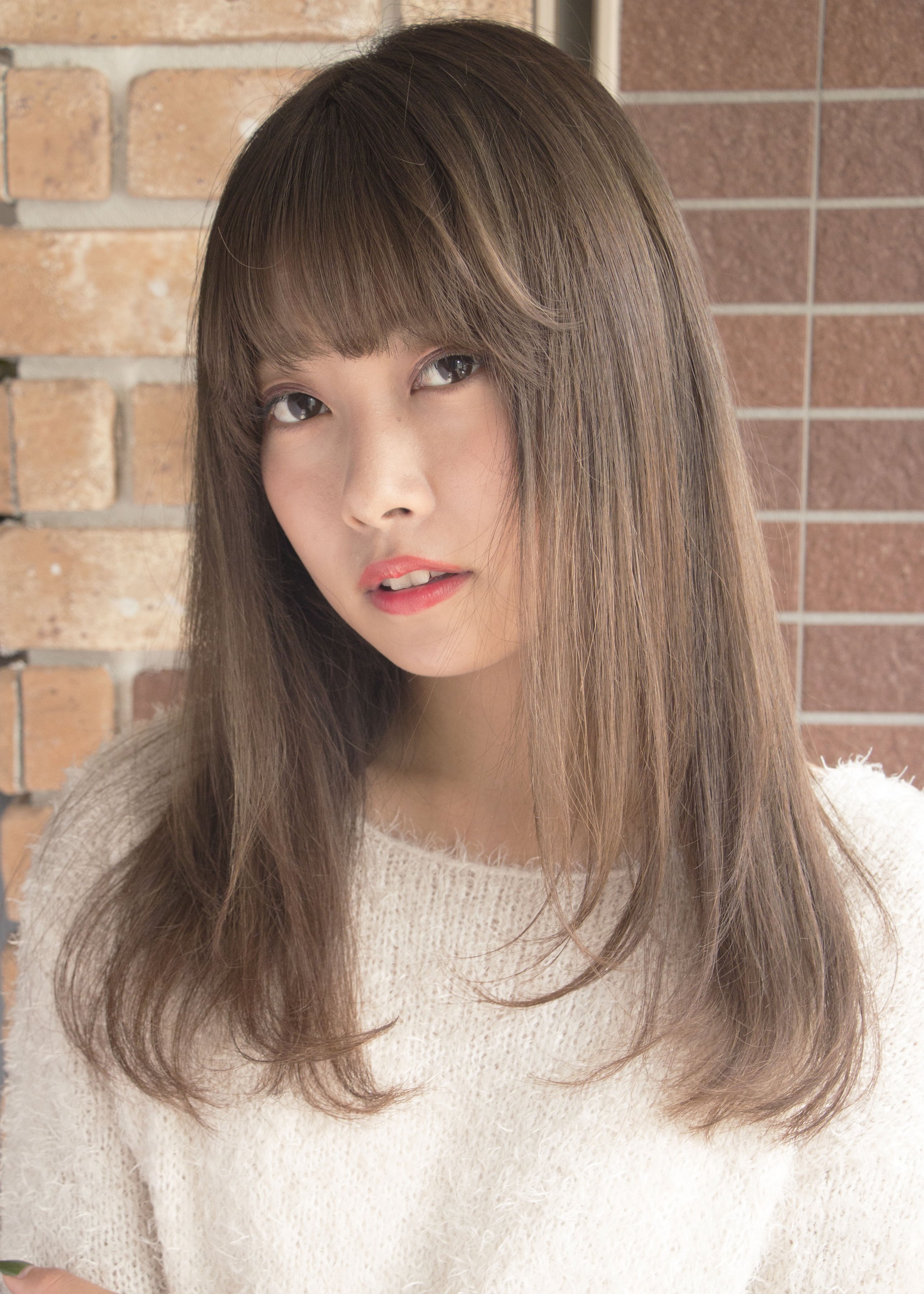 【Nicole 保土ヶ谷】柔らかストレート×ミルクティーカラー
