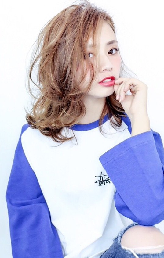 【NYNY】プラチナベージュ×伸ばしかけボブ×ストリートカール2