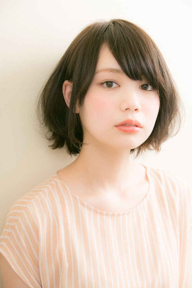 髪色で印象をチェンジ ヘアカラーで魅せるボブでおしゃれを楽しもう ホットペッパービューティーマガジン 髪色で印象をチェンジ ヘアカラーで魅せるボブでおしゃれを楽しもう ホットペッパービューティーマガジン