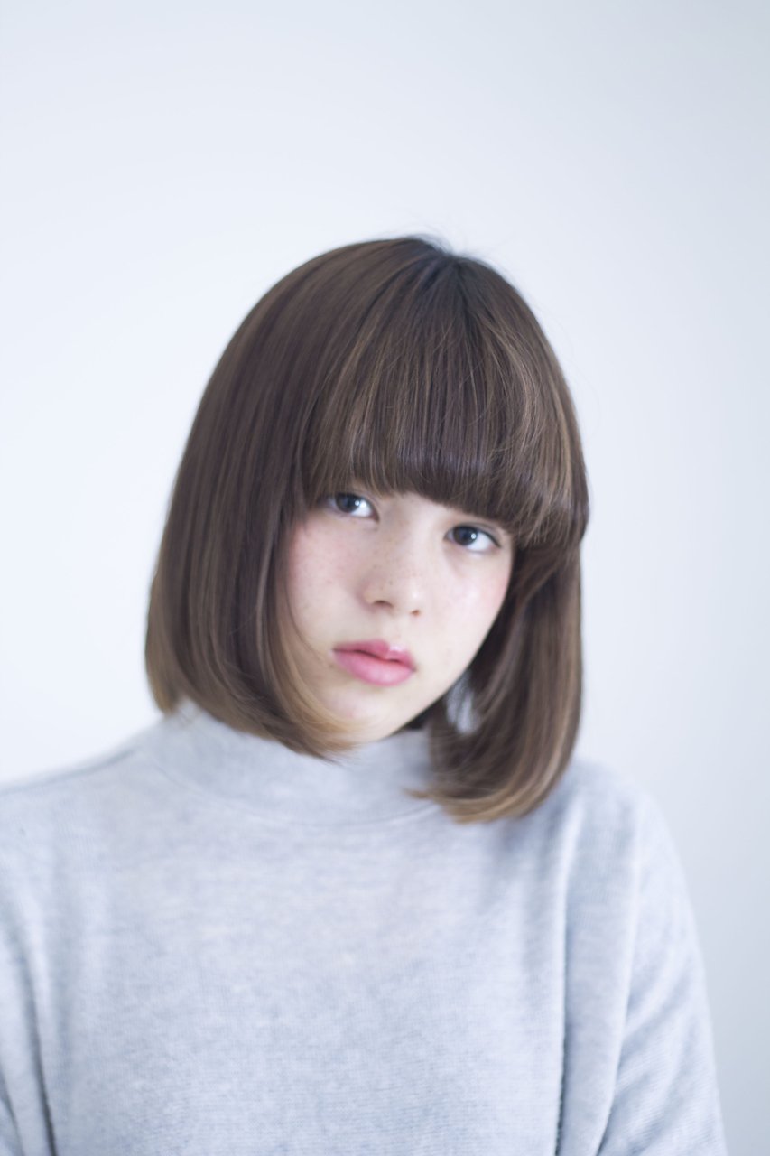 フレンチボブ　ストレート　シフォンベージュ