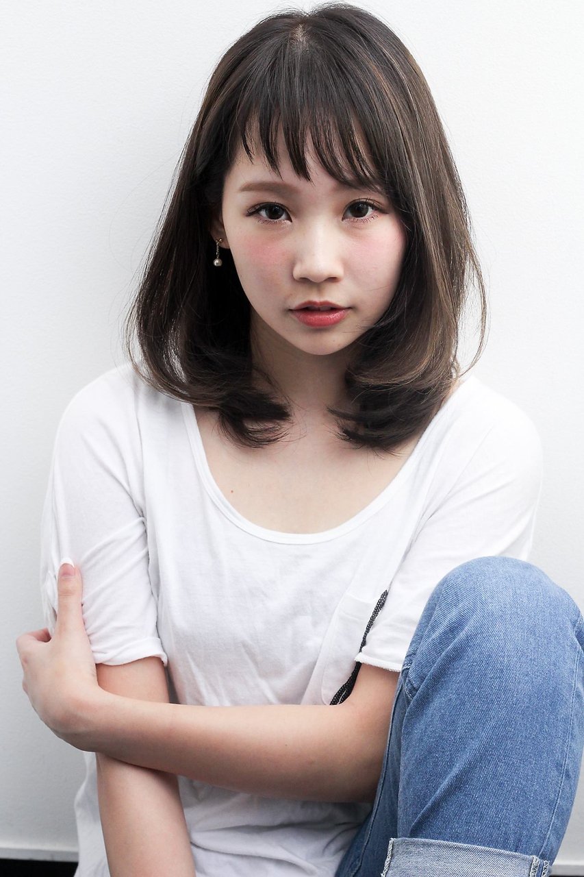 個性が光る 思い切ってアシメのショートバングにイメチェンしてみない ホットペッパービューティーマガジン 個性が光る 思い切ってアシメのショートバングにイメチェンしてみない ホットペッパービューティーマガジン