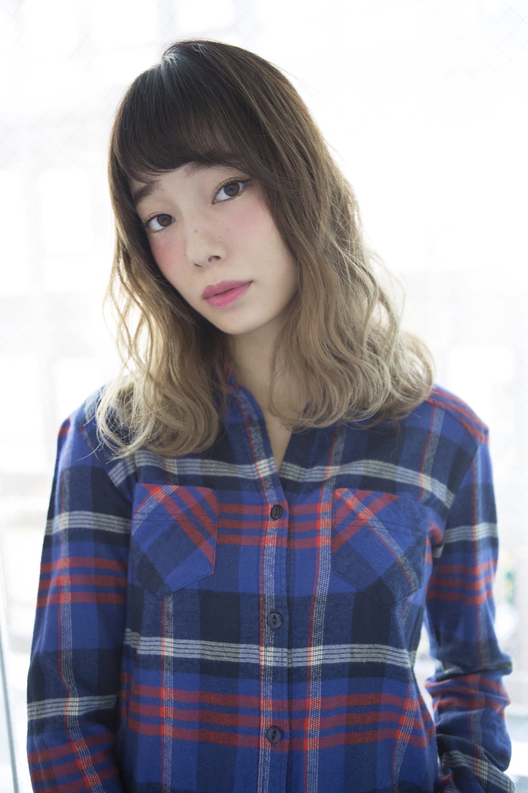 【salon de MiLK 山戸】ベージュ系グラデーションカラー