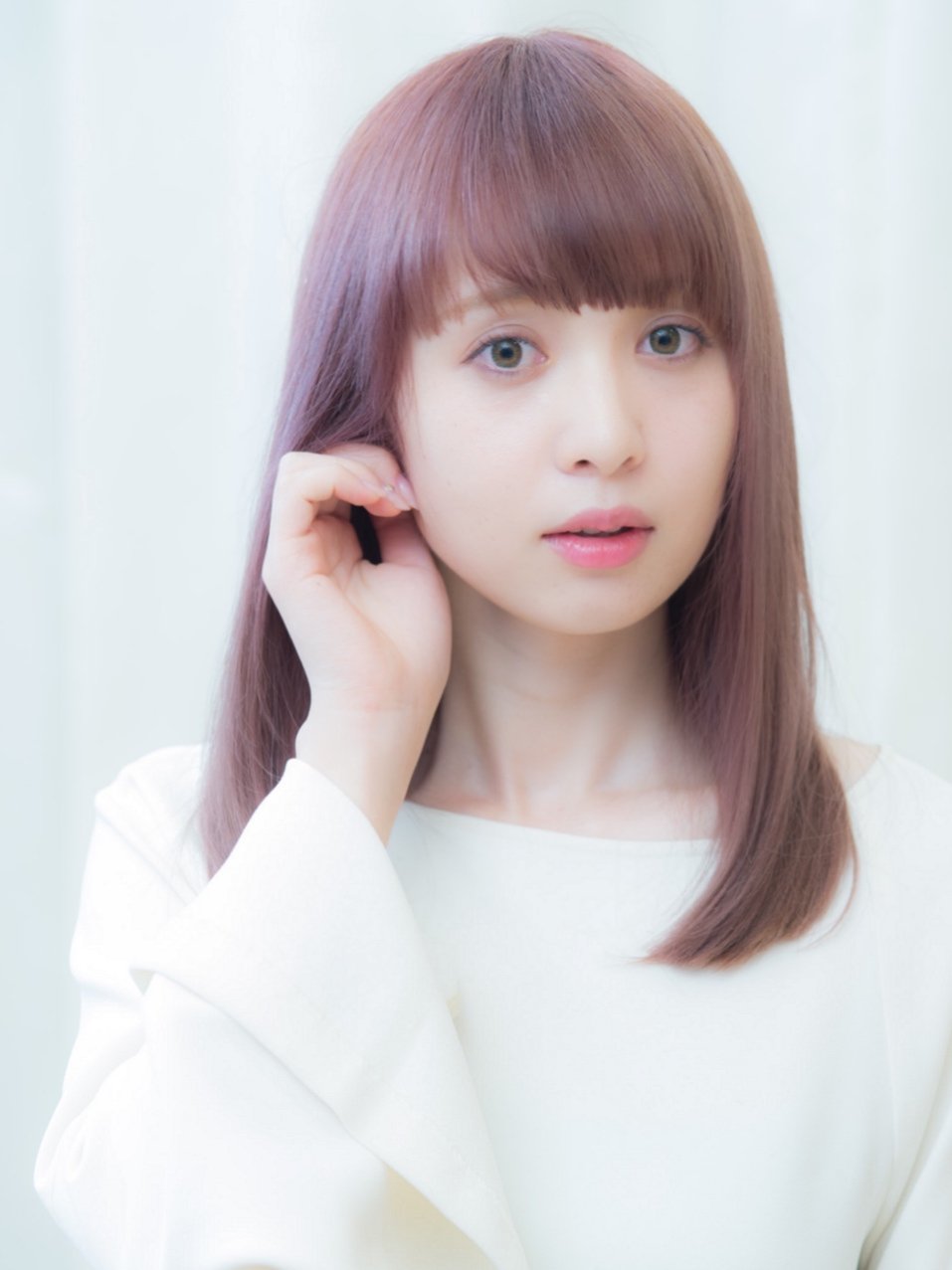【VIRGO】ブラントカットで作る綺麗な小顔ミディアム
