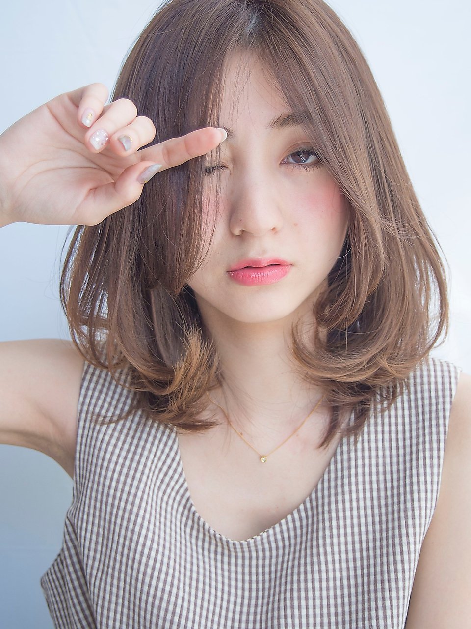 アッシュベージュミディアムレイヤー