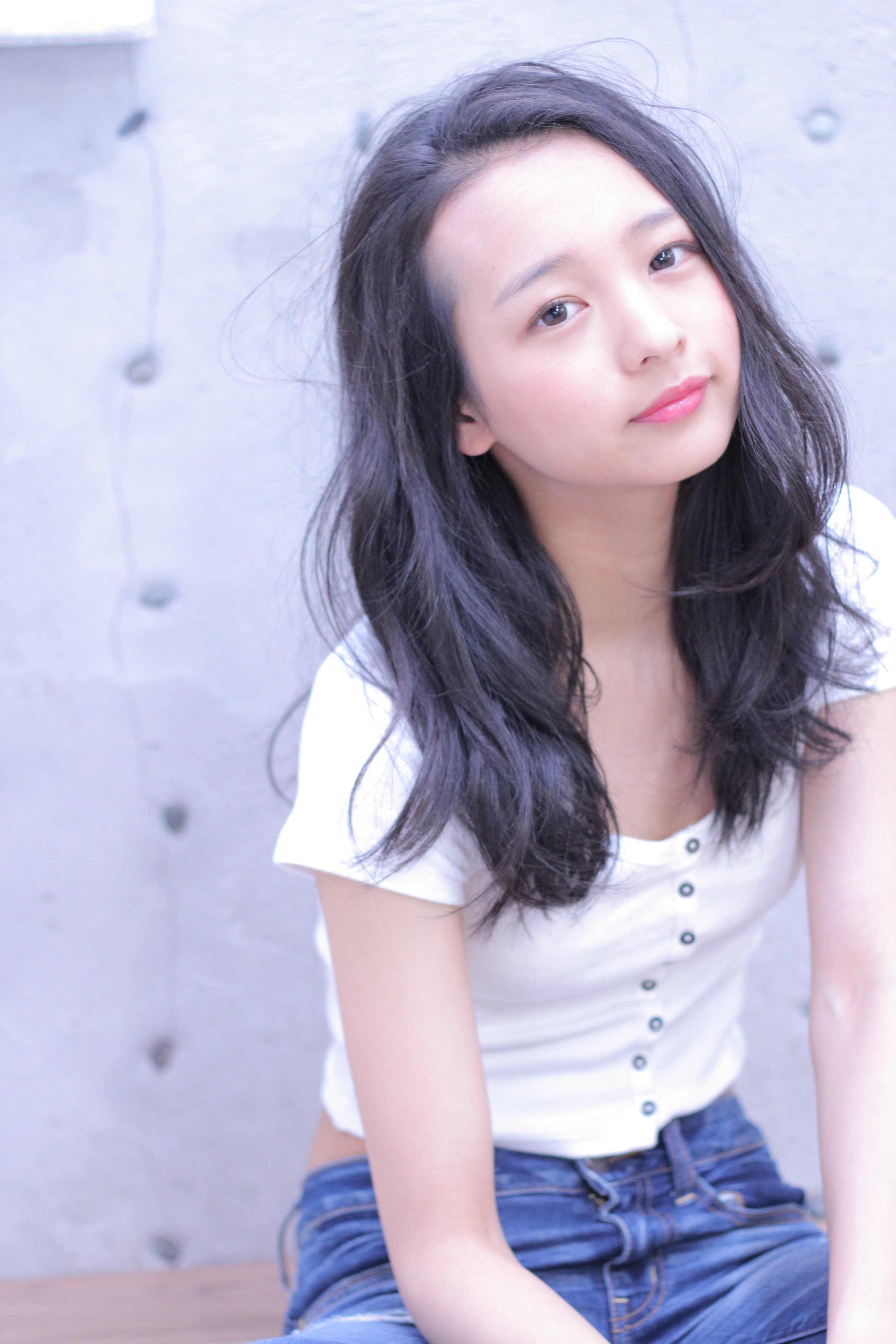 大人可愛い黒髪ヘア 清楚な雰囲気を手に入れて男性ウケを狙っちゃおう ホットペッパービューティーマガジン