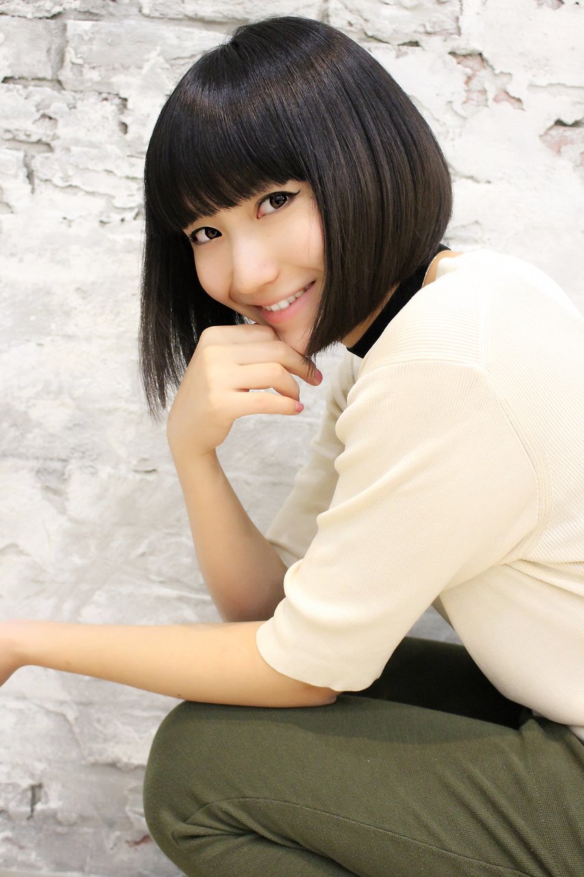 大人かわいい前下がりボブ