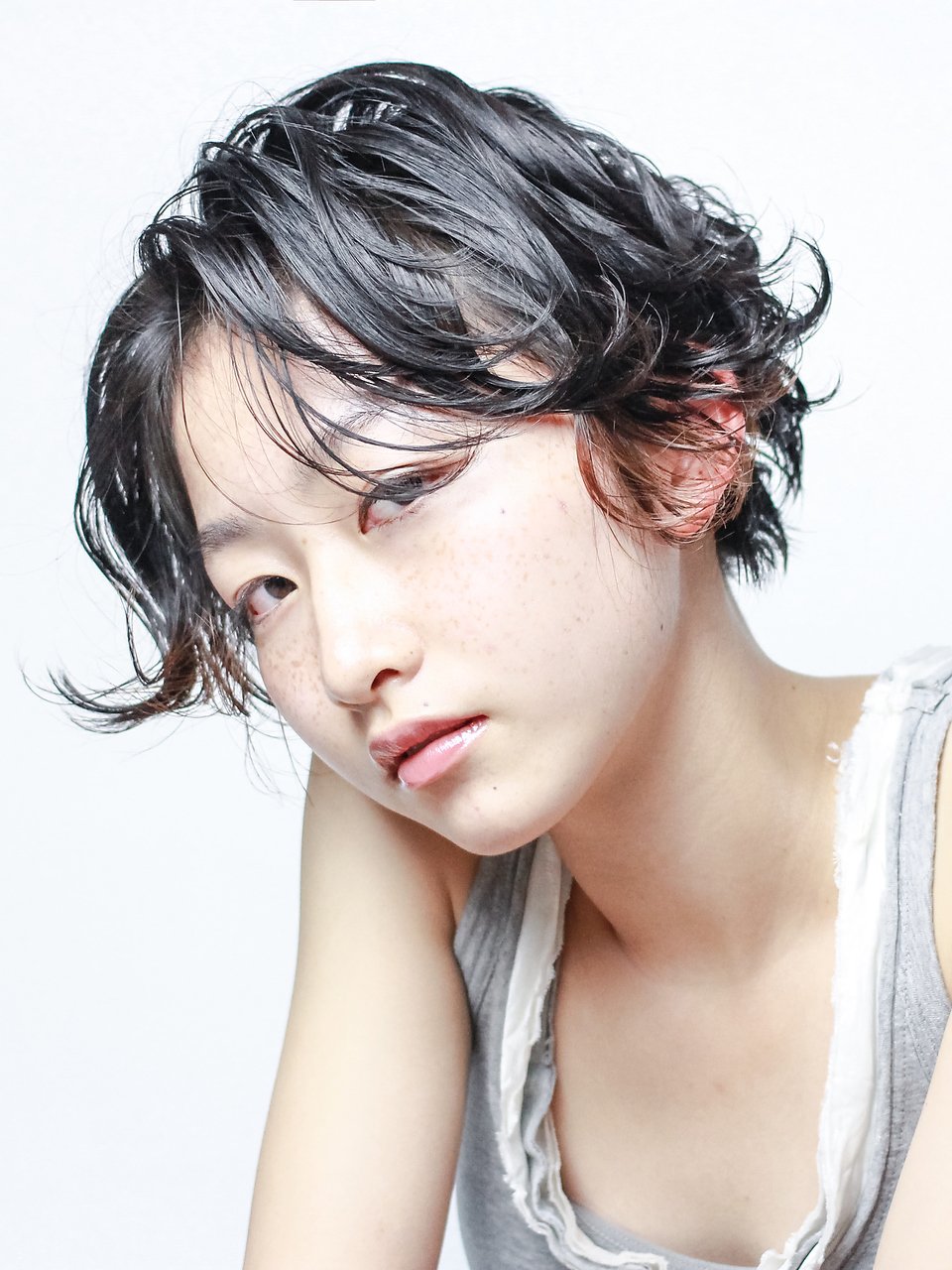 前髪を 外ハネ に仕上げてこなれ感を手に入れよう おすすめのヘアカタログ ホットペッパービューティーマガジン