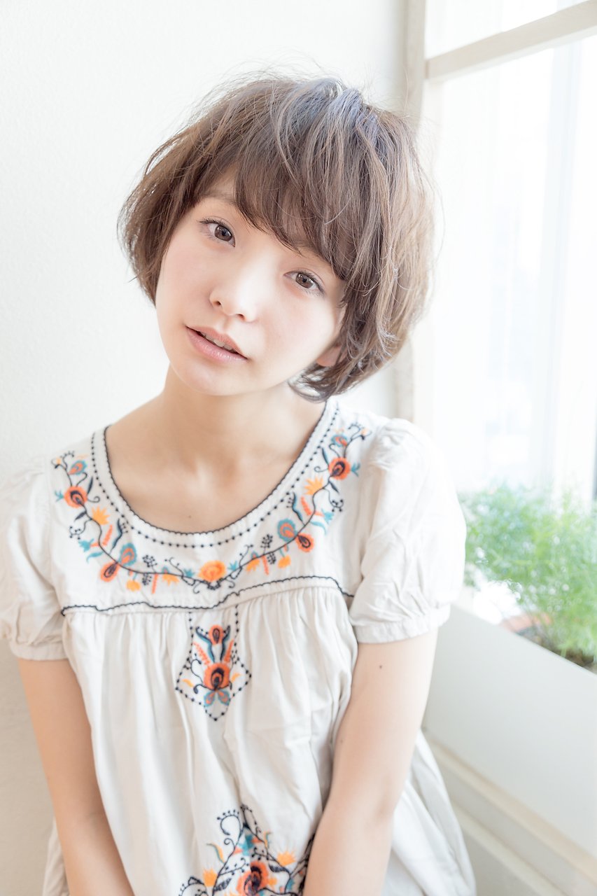 AFLOAT表参道[井谷幸政]大人かわいいフェミニンマッシュショート