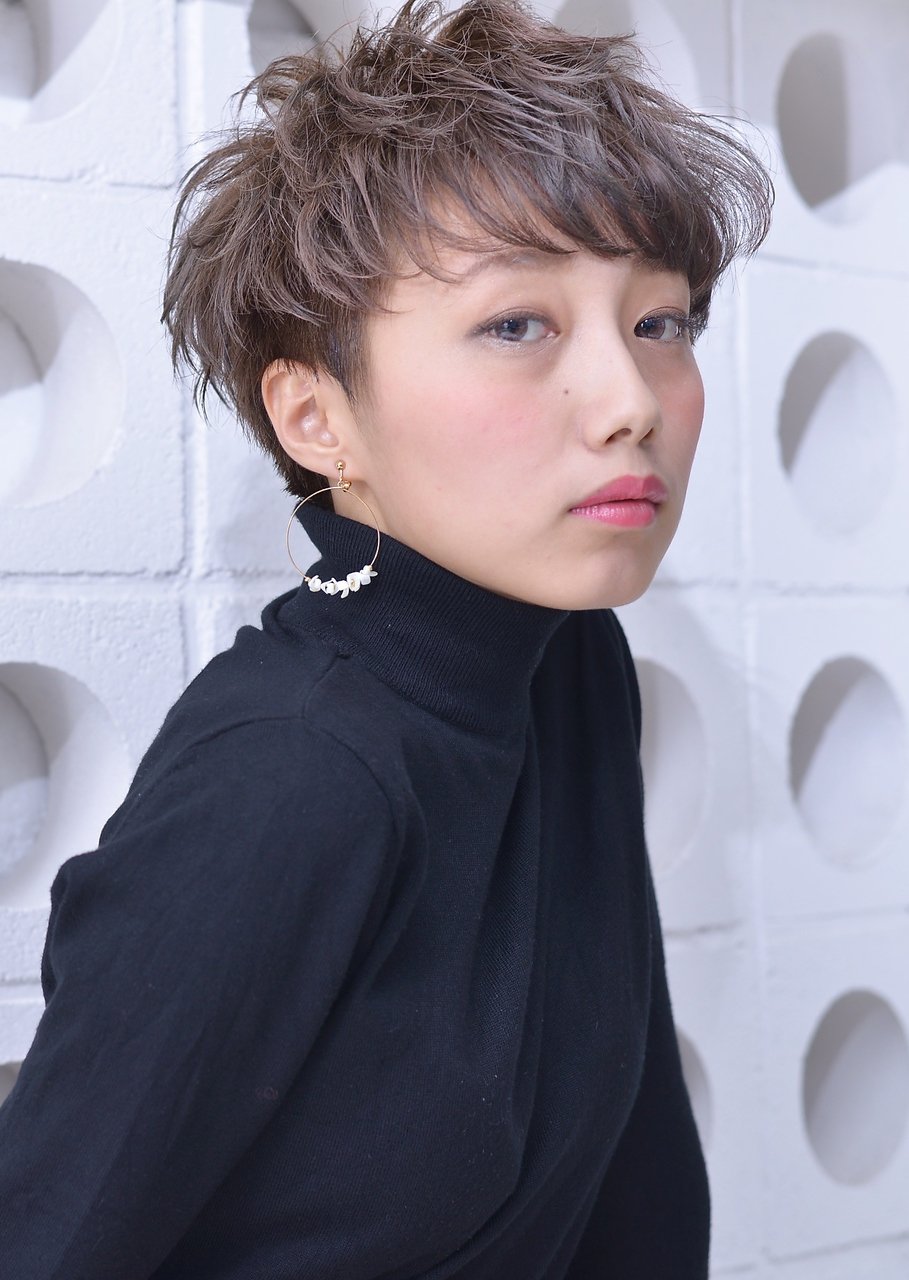 [buzz-Hair make] ショート（シルバーアッシュ・ミルクティー）