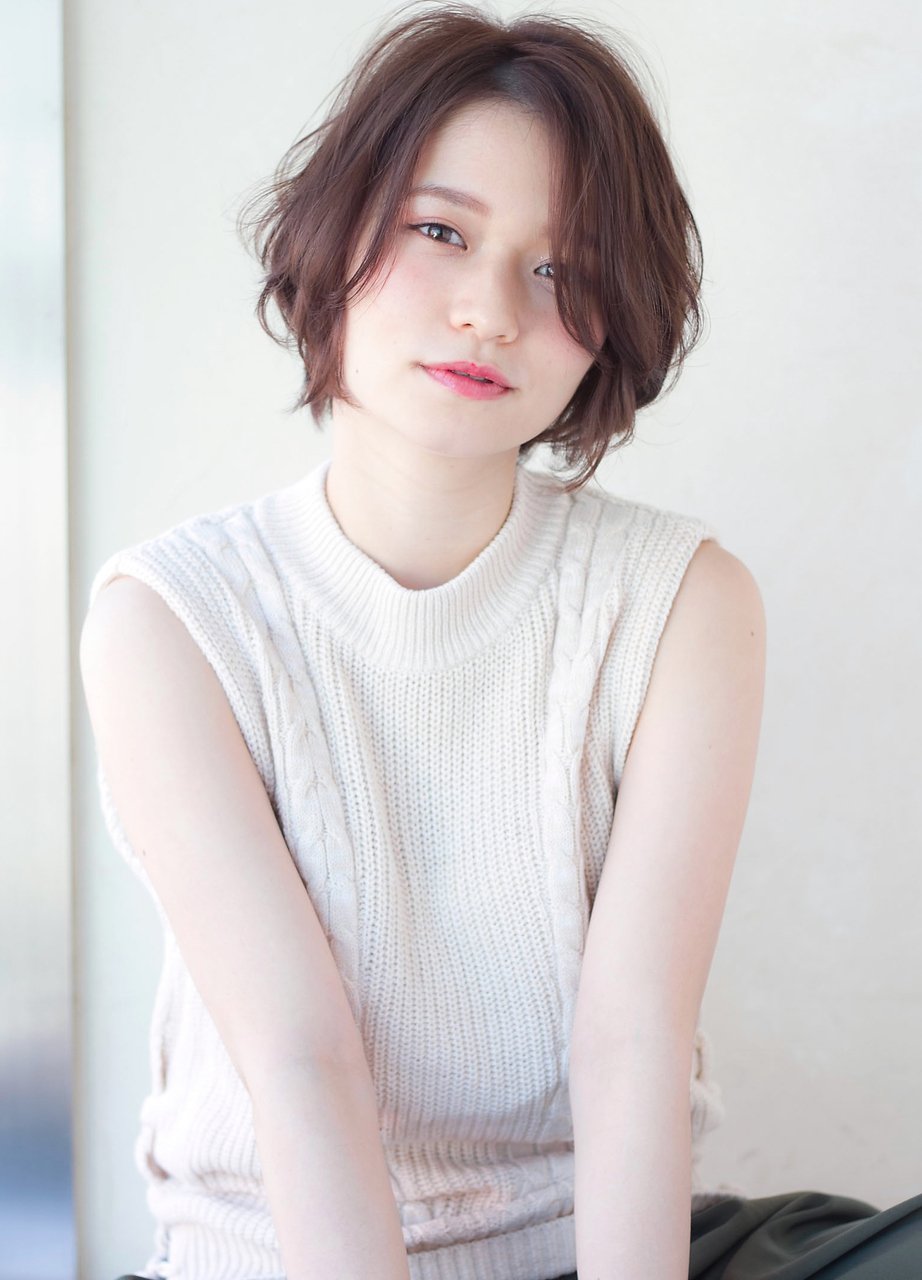 40代のショートヘア パーマスタイル特集 大人の髪型は前髪でイメージを変えて楽しもう ホットペッパービューティーマガジン