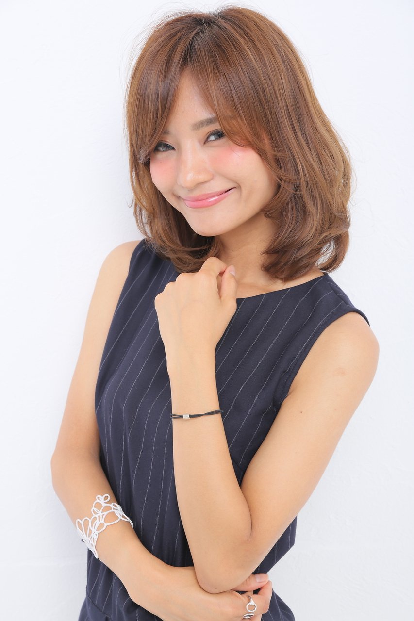 〈Soleil 渡邊〉 伸ばしかけヘアでもキレイなレイヤーボブ