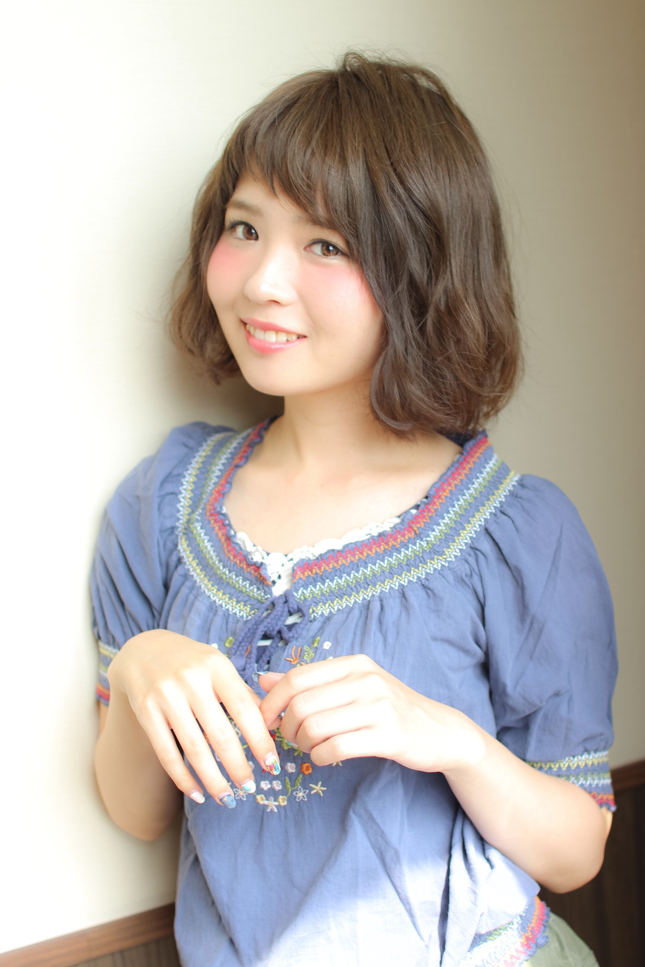 うぶバングのニュアンスカールボブ