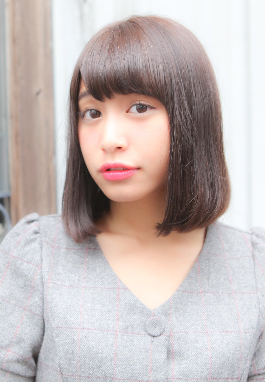 フェミニンキュートなクラシカルストレートボブ