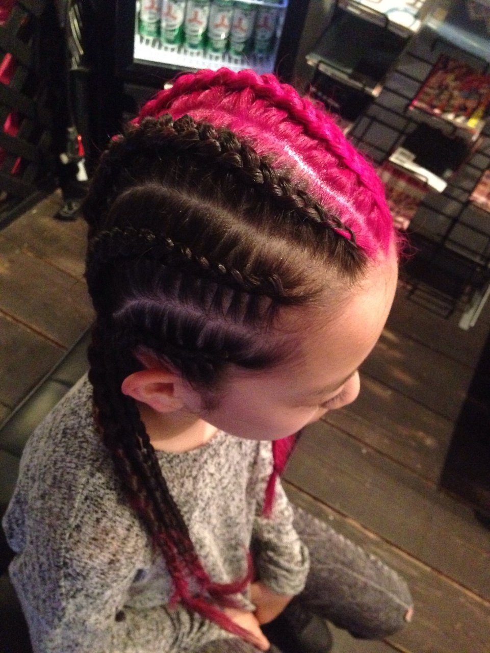 2トーン　コーンロウ　トリックヘアー
