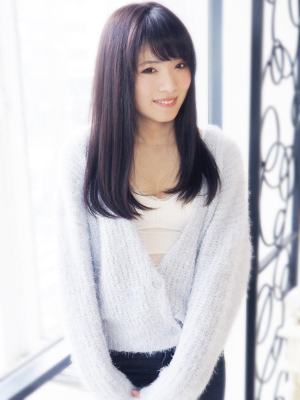 【ヘアジュレドゥ福田】 ナチュラル黒髪ストレートセミディ
