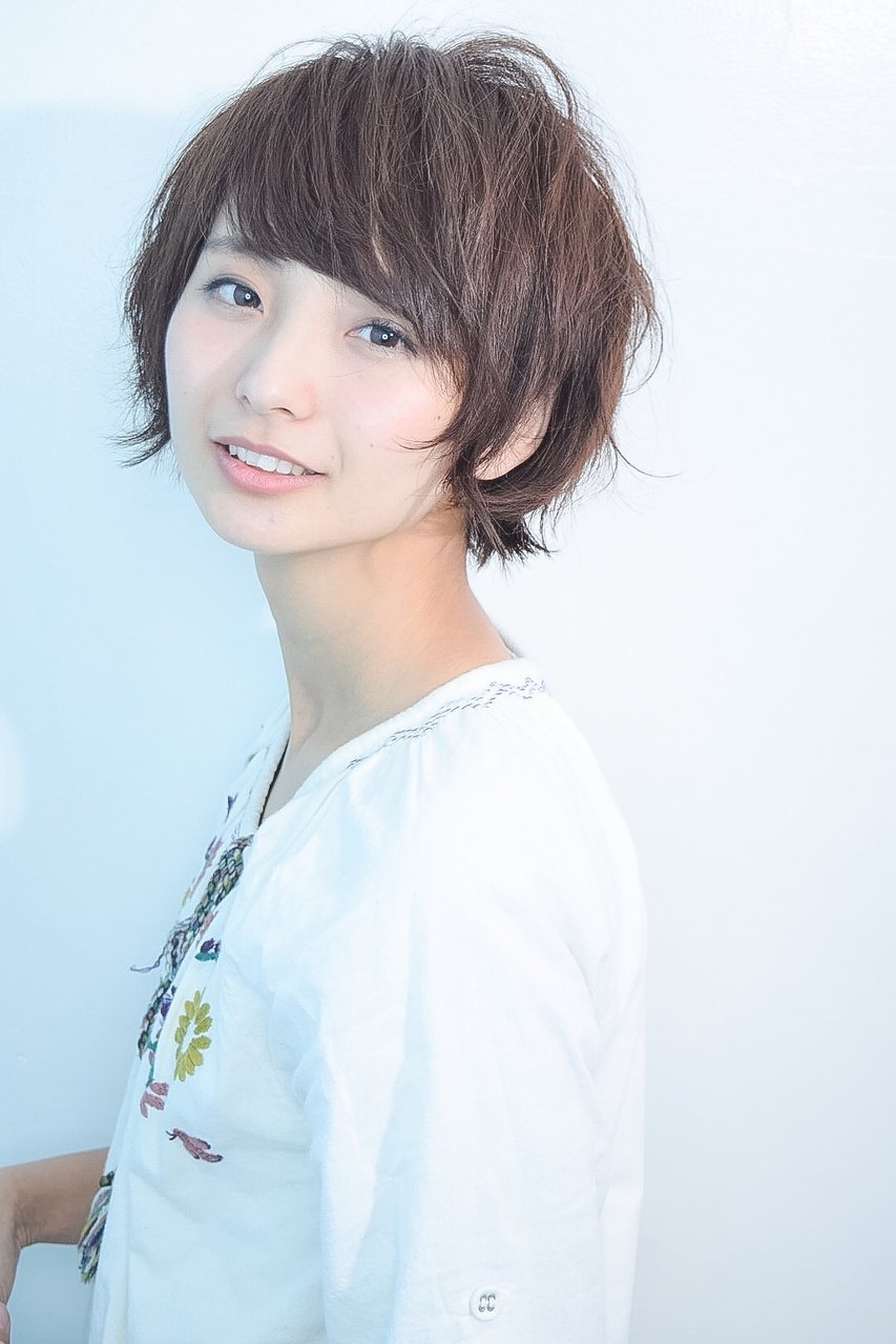 【morio池袋】フリンジバング耳かけフェミニンショートボブ