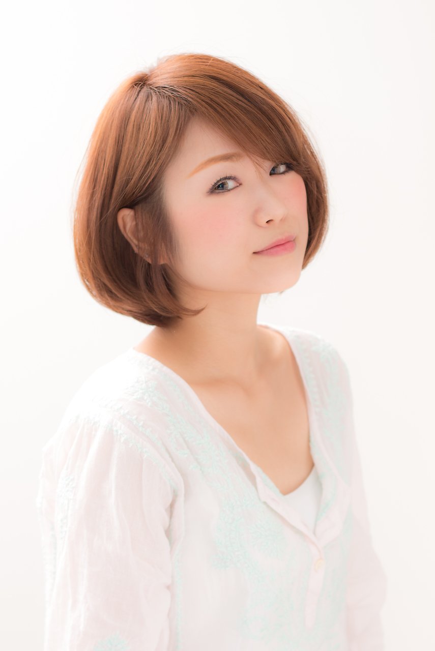 レイヤーカットでボブに動きと軽やかさをプラス♪アクティブ女子におすすめな髪型まとめ｜ホットペッパービューティーマガジン