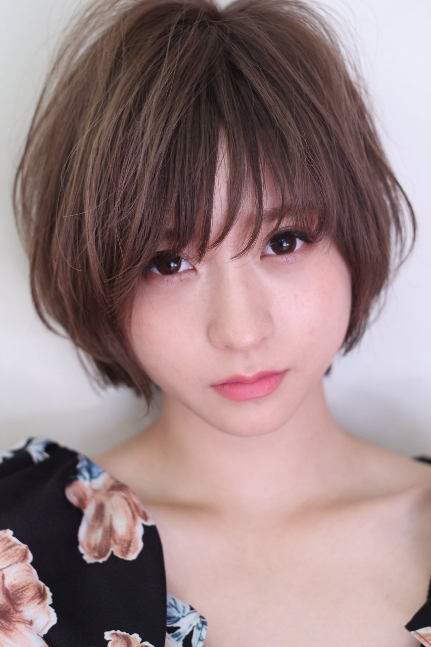 ノームコアなショートボブにミルクティーカラー♪ミセス 藤沢