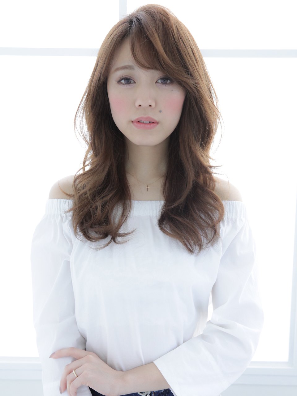 ☆一歩先のおしゃれ髪♪大人のくびれセミディー☆