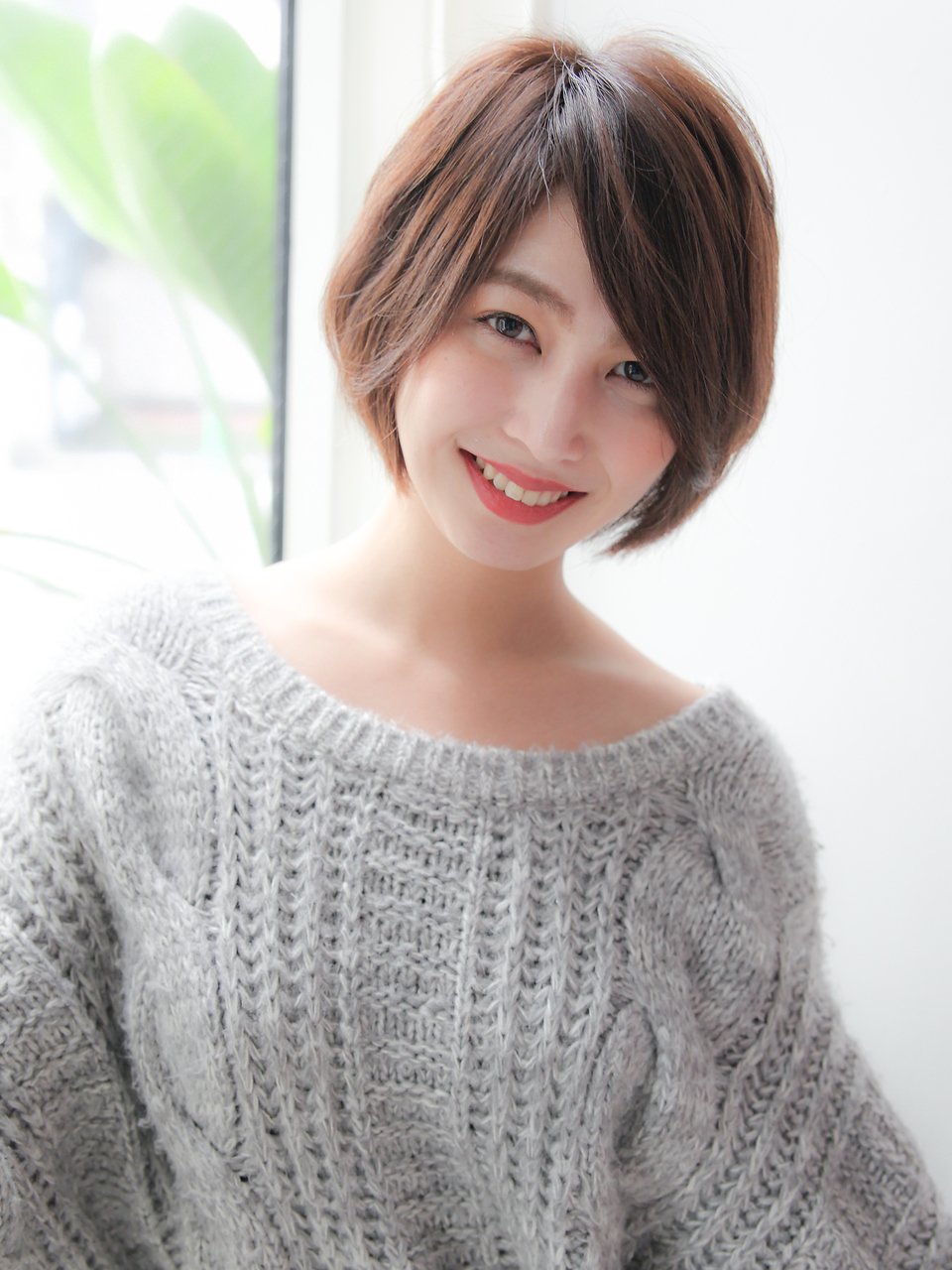 美シルエット・小顔カット「ストレート大人ボブ」