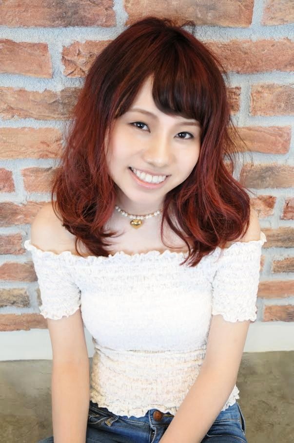ちょびっと個性を！つやツヤ艶レッド