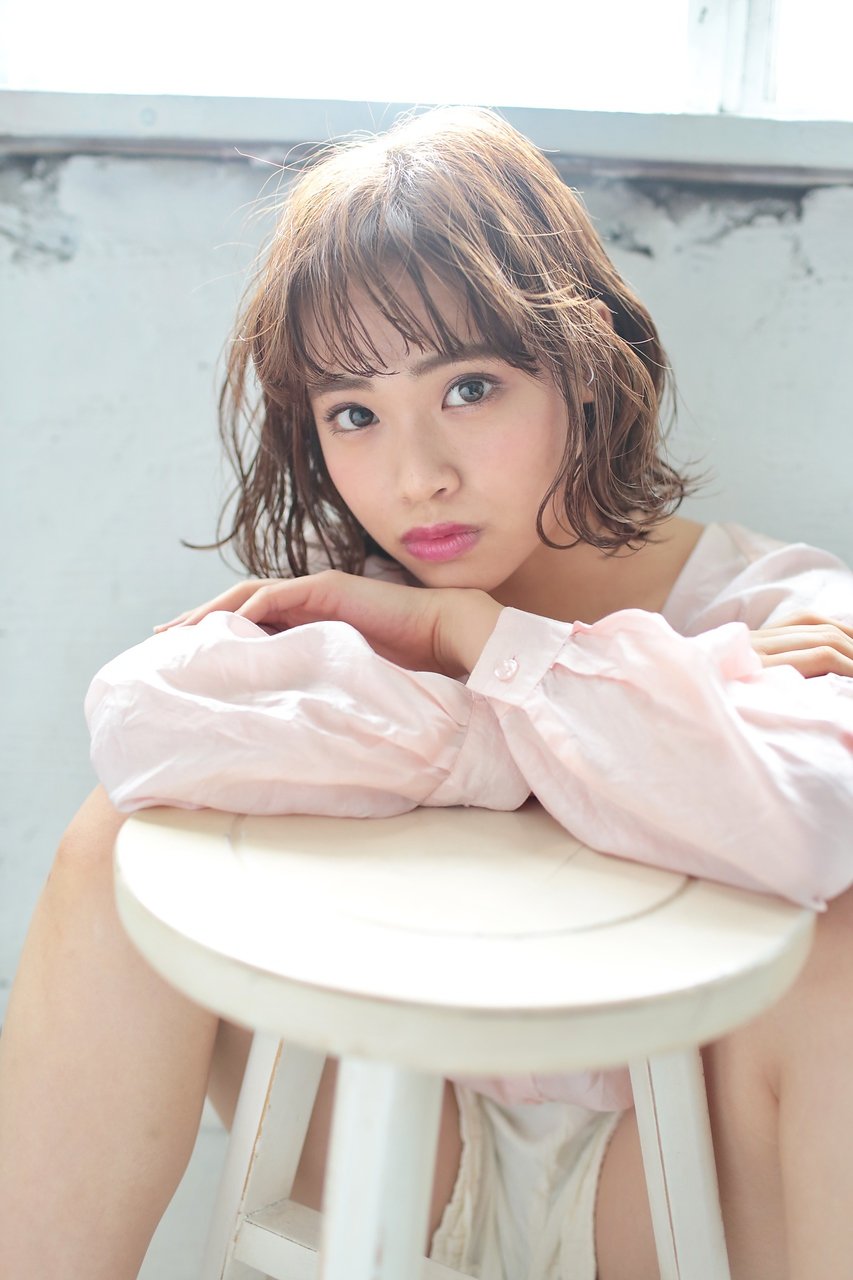 ”neolive ora”アンニュイ シースルーボブ