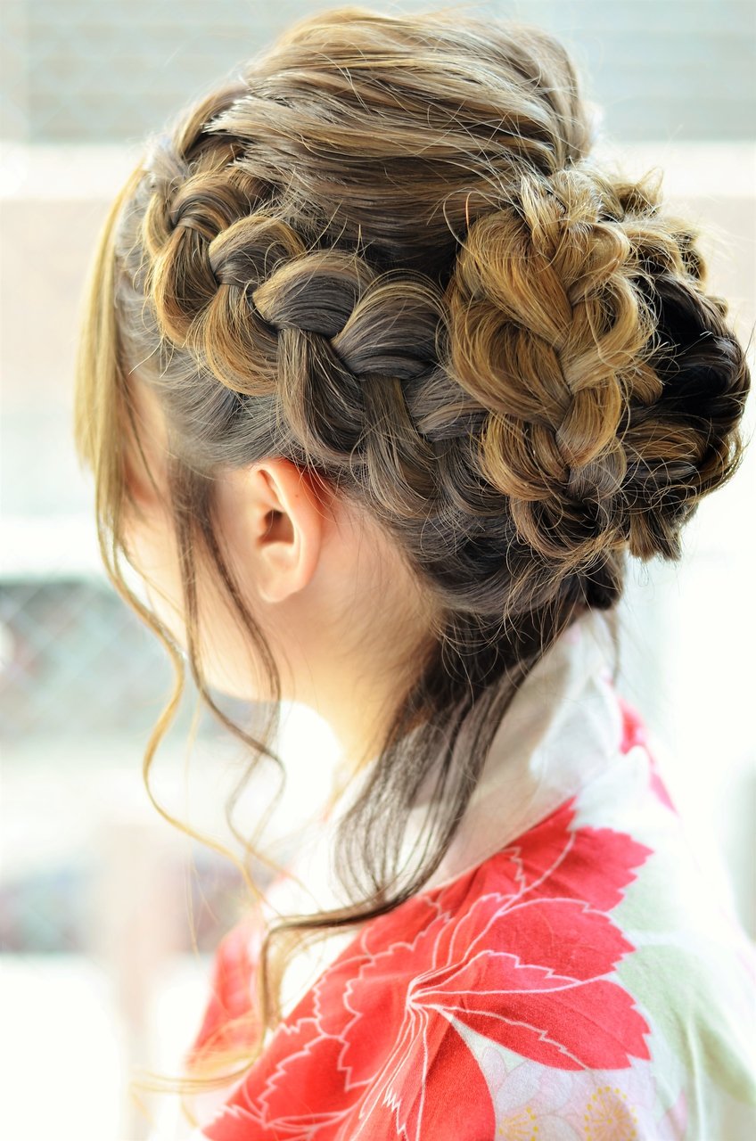 浴衣にピッタリの髪型をセレクト 花火大会や夏祭りにおすすめ可愛いヘアアレンジ集 ホットペッパービューティーマガジン 浴衣にピッタリの髪型をセレクト 花火大会や夏祭りにおすすめ可愛いヘアアレンジ集 ホットペッパービューティーマガジン