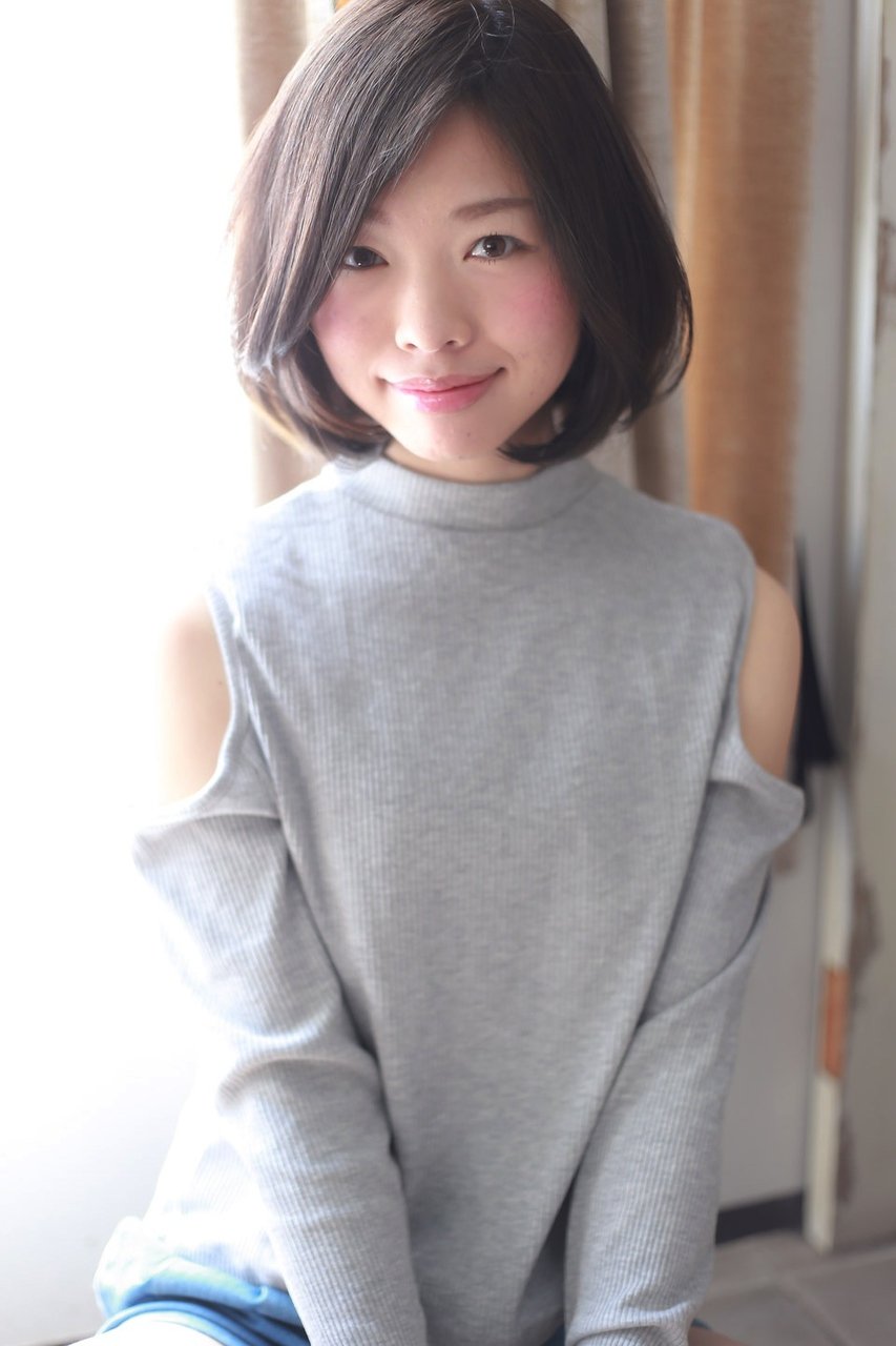 丸顔さんにもおすすめ前髪長めボブ☆manabe