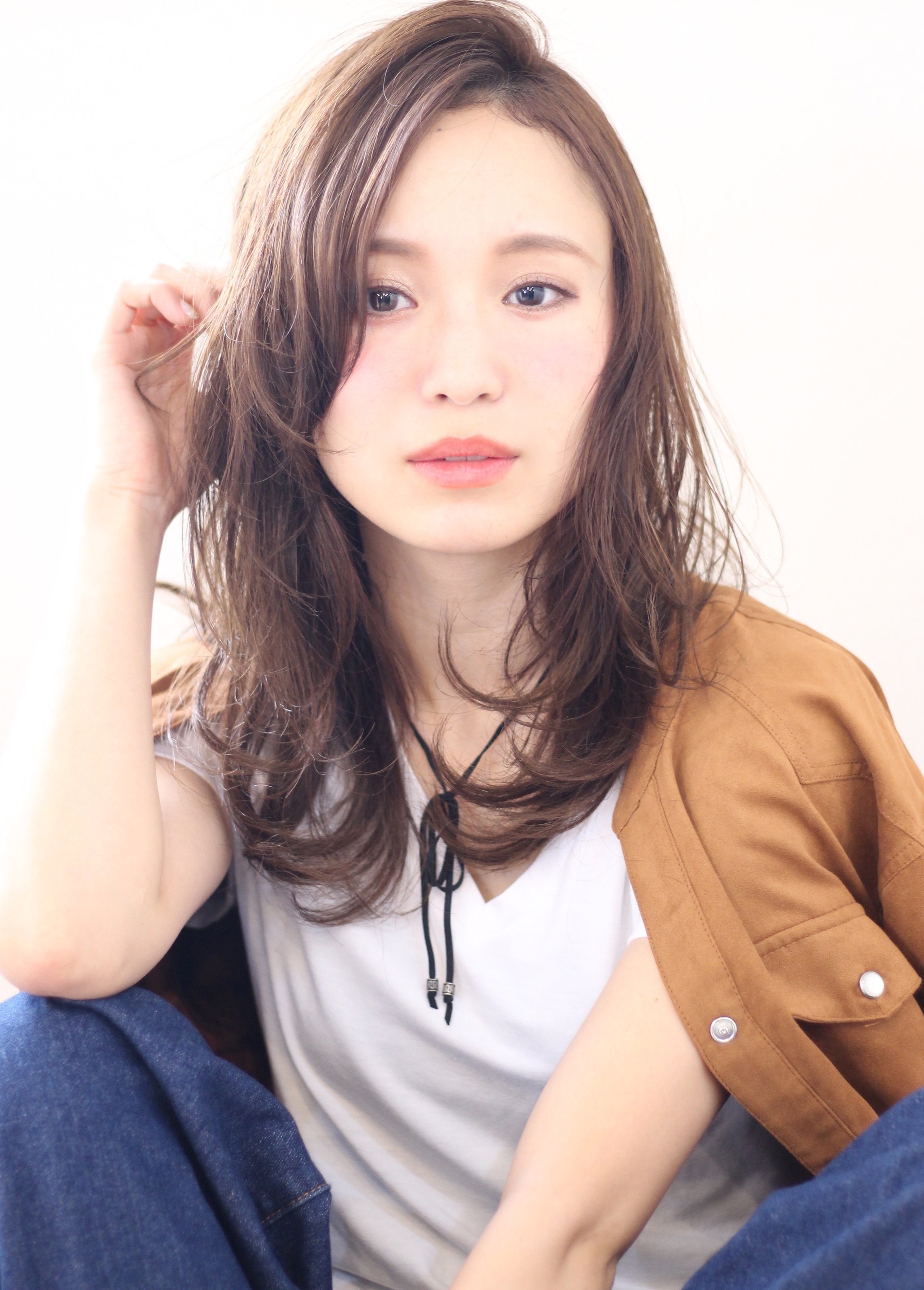 愛されフェミニンレイヤーセミロング