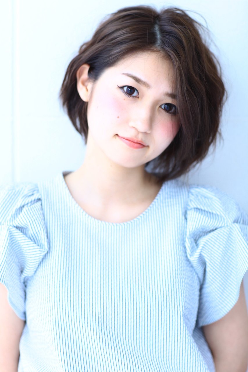 ゆるふわダメージレスパーマの大人ショートボブ