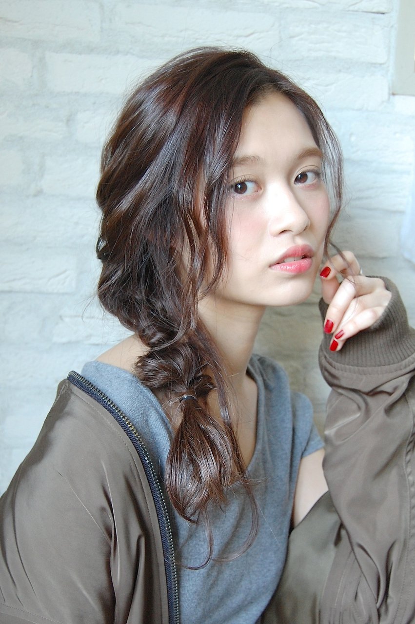 ラフで大人かわいい＊編み込みサイドアレンジ