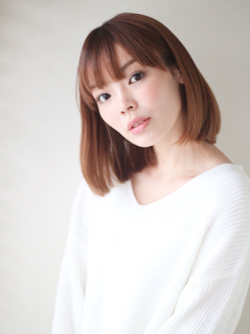 【Roseo】くっきりなカットラインが生きたストレートロブ☆