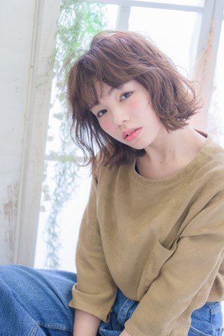 伸ばしかけの方オススメ★ふわっと軽いパーマボブ