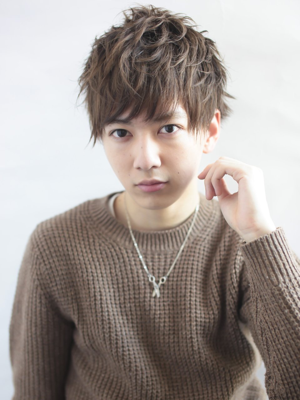 男性の 縮毛矯正 って実際どうなの 手に入るヘアスタイル するべきケースを徹底解説 ホットペッパービューティーマガジン