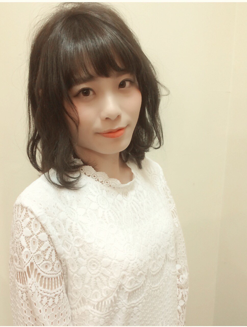 【morio池袋】大人かわいい黒髪ひし形シルエットくびれミディ