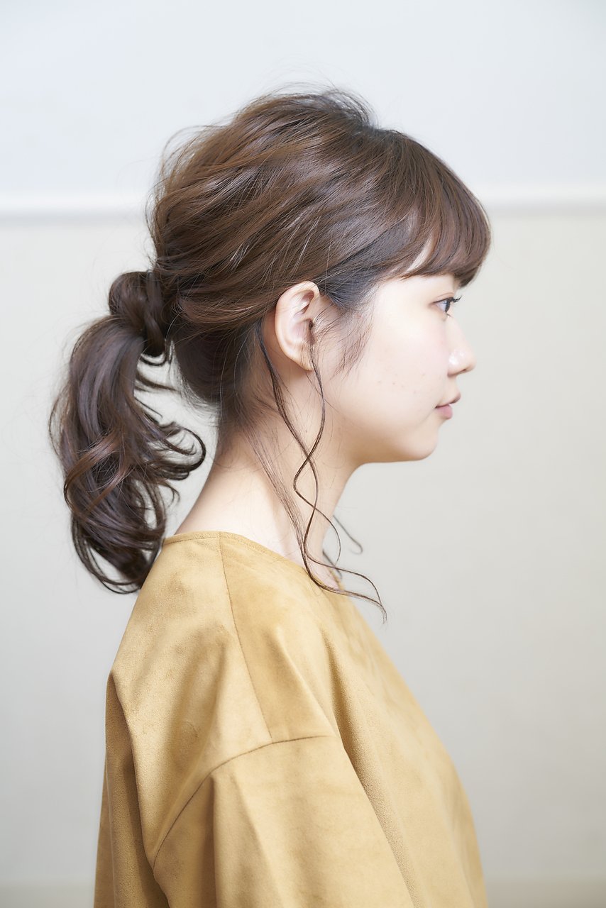 髪型をアレンジで簡単かわいく 今日からできるアレンジをマスターして髪型のバリエーションを増やそう ホットペッパービューティーマガジン