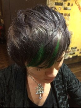 メッシュを効かせたメンズヘアカタログ おしゃれ 個性的にイメチェンできるスタイル集 ホットペッパービューティーマガジン